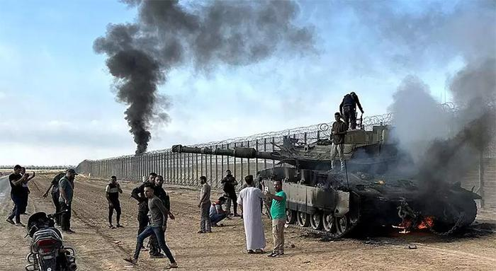 原创美国现役军人自焚支持巴勒斯坦他真的只是少数派吗