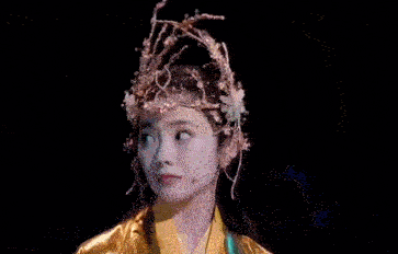 之前张艺谋夸她是"周冬雨接班人",如今看了综艺里的表现,真是灵气全无