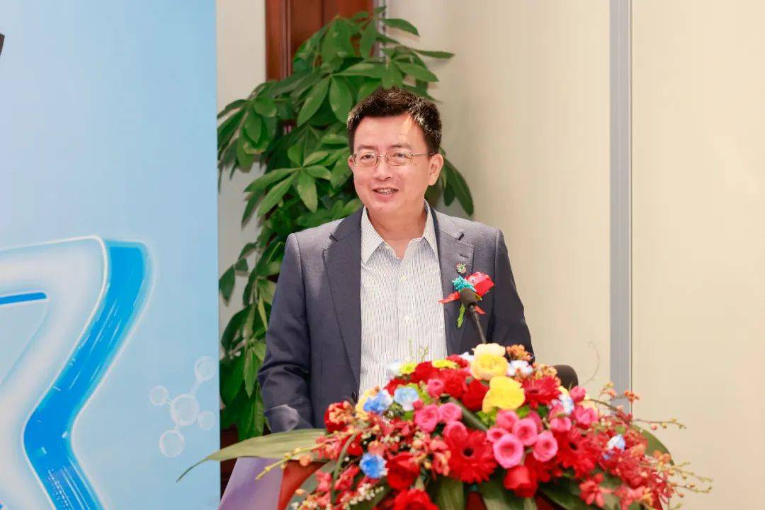 云南白药集团 & 华为云,战略合作签约_模型_医药_数据