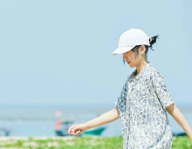 随后《向往的生活》导演张航希发文回应:洗碗阿姨,不会是我吧?