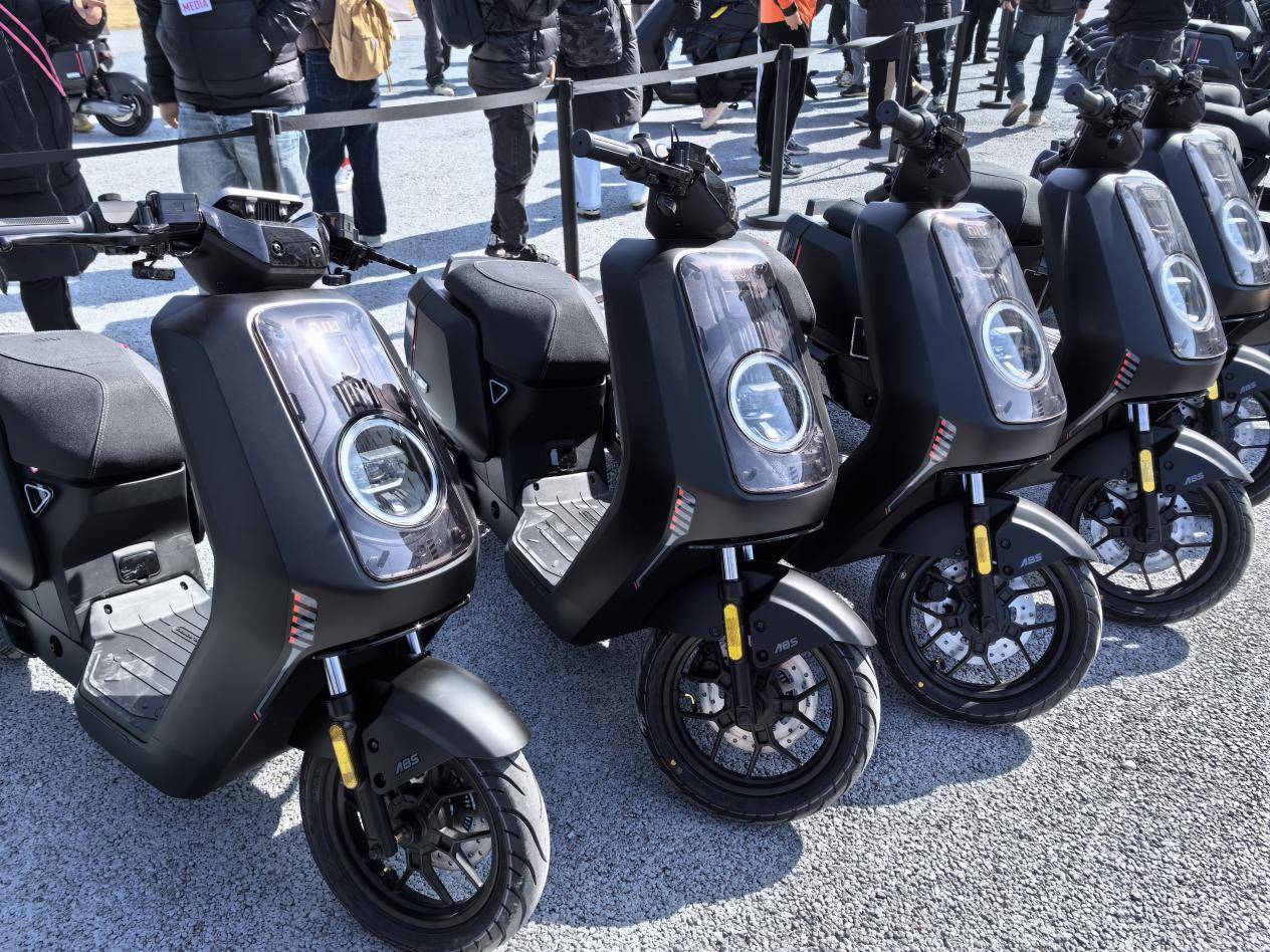 小牛电动发布三款新车:电摩,电自,越野全覆盖_搜狐汽车_搜狐网