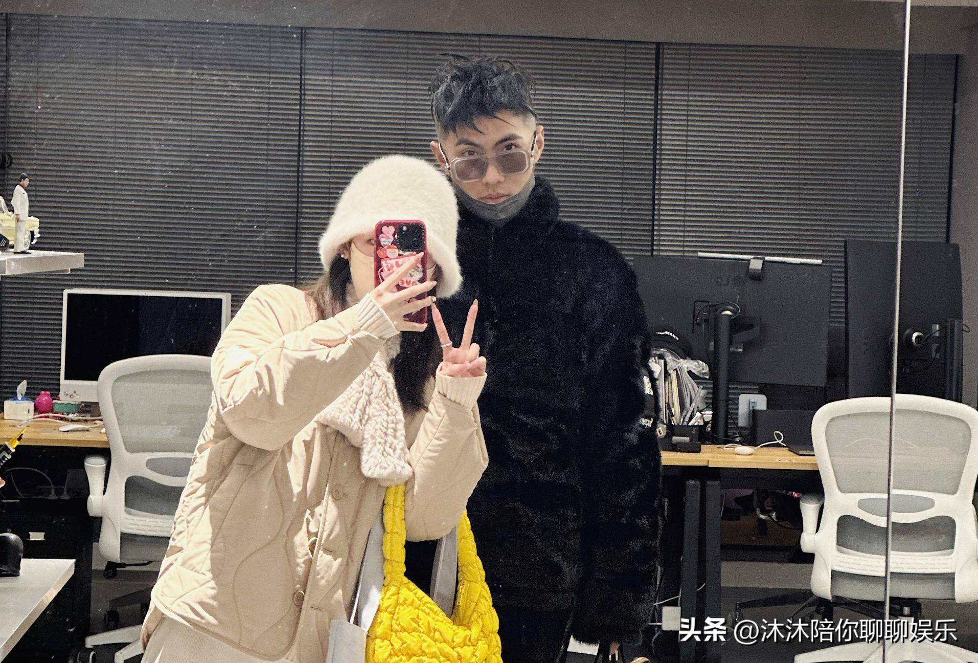 刘聪晒与乐姐合照,模范情侣了解下?_盛宇_说唱_想法