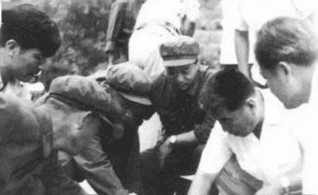 东北"二王"悍匪往事,流窜6省7个月,3万人围剿终将