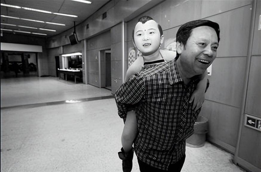 童星邓鸣贺:6岁登上春晚8岁去世,患病时还在继续演出_故事_生命_人生