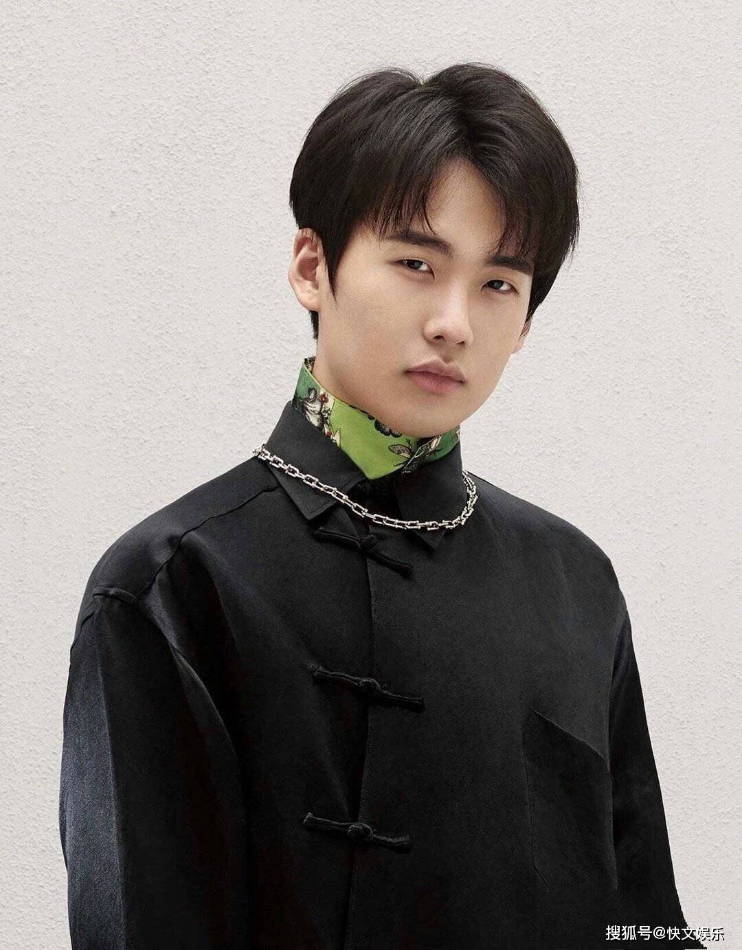 还有粉丝表示,虽然郭麒麟的身材发生了变化,但他们的喜爱和支持并不会