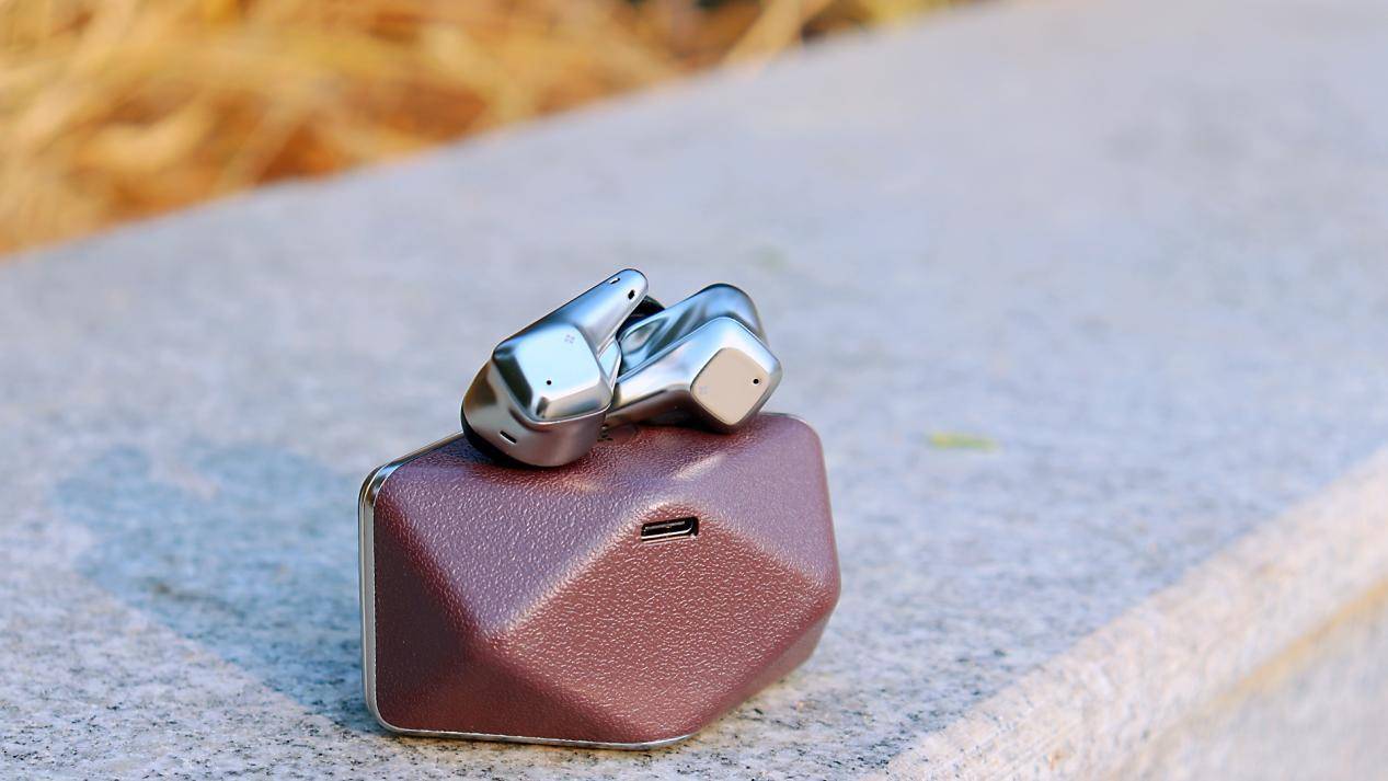 HIFIMAN Svanar Wireless LE ：自研喜马拉雅DAC芯片带来怎样靓声？