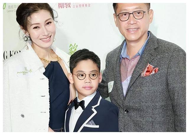 老婆也无效,丑基因遗传难排解 ,孩子照样凸嘴眯眼_外貌_郭柯彤_朱云峰