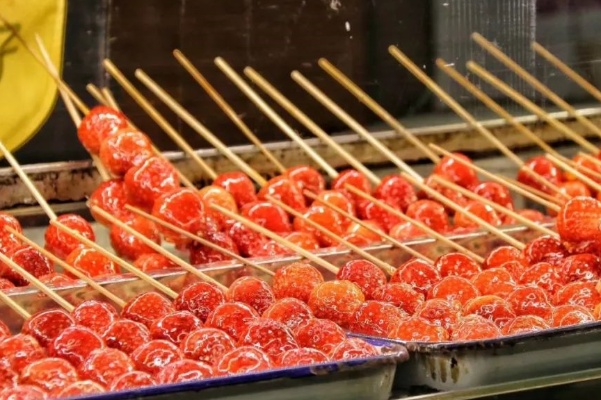 我们去了成都抖音最火夜市,实测了所有网红摊位_妹儿_时候_排骨