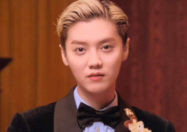 原创鹿晗拍摄尝试大背头掀起刘海气质变化大这发际线认真的