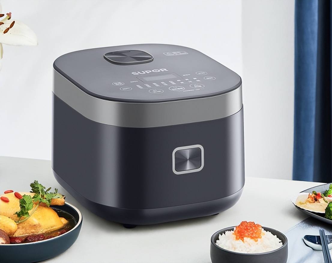 电饭煲哪个品牌好?苏泊尔属于名气比较大的品牌,一直活跃在大众视野.