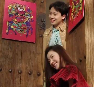 事实上,郭麒麟和张天爱的合作在网络上引起了很大的反响.