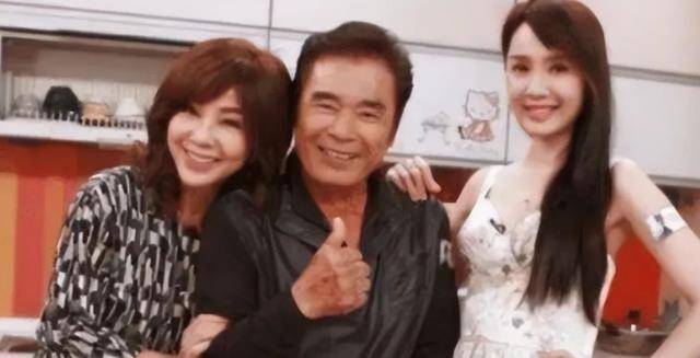 他拿过影帝,破产后1妻5妾全跑光,71岁又娶小21岁娇妻,让人折服_雷洪