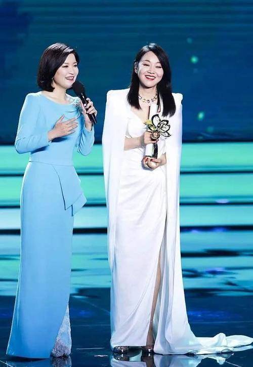 原创暖心的孙俪给当年抛弃自己的父亲买房力捧同父异母的妹妹9年