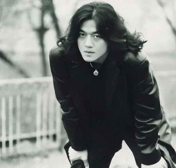 称还不起钱吃一周外卖,李湘前夫打赏引热议_王菲_商界_故而