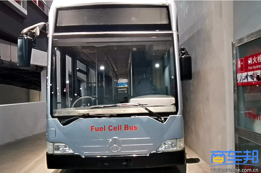 北京公交博物馆探秘:国内最早运营的奔驰氢燃料公交车
