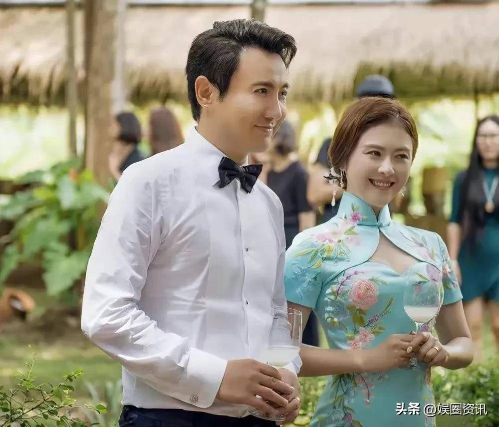 沈腾和老婆王琦穿情侣装一起参加婚礼,王琦肥胖原因众说纷纭_网友