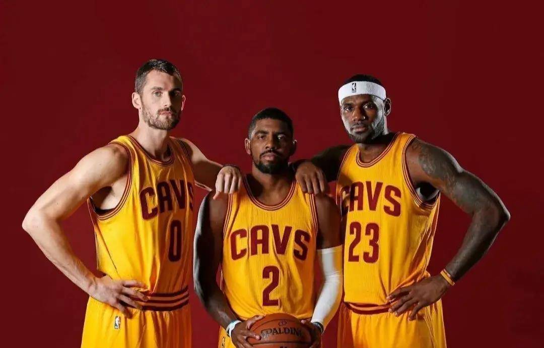 也许是现在年龄大了,也许是这里面流浪生涯的磨练,让欧文更加怀念起