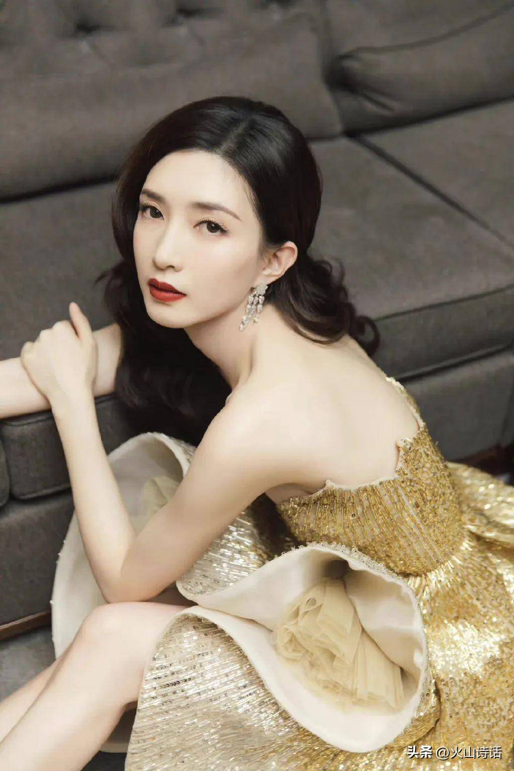 江疏影被曝隐婚,这个瓜是真是假?