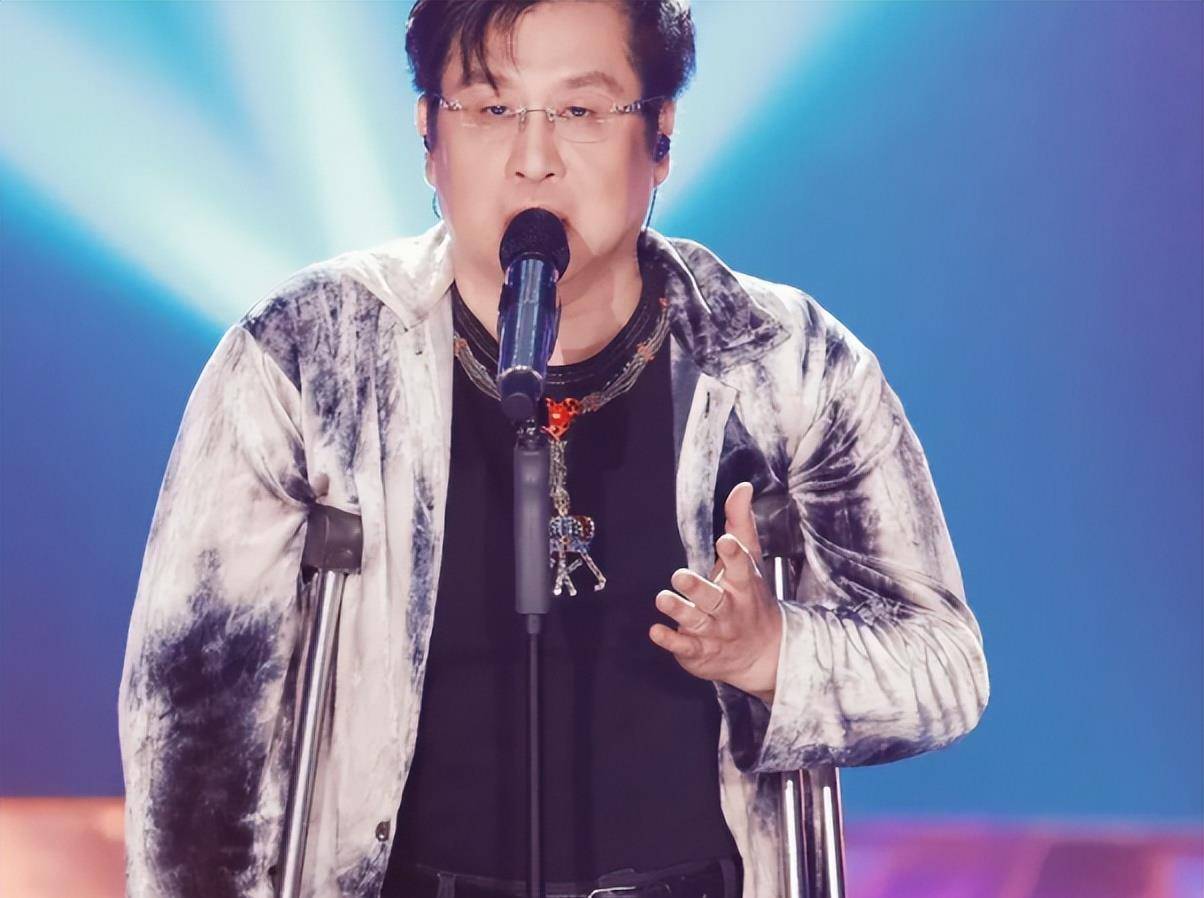 郑智化:走红后不留恋名利,娶贤妻日子平凡却幸福_歌曲_父母_创作