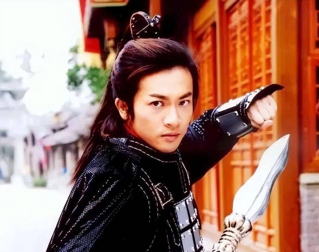 让人念念难忘的16位老牌古装男神!