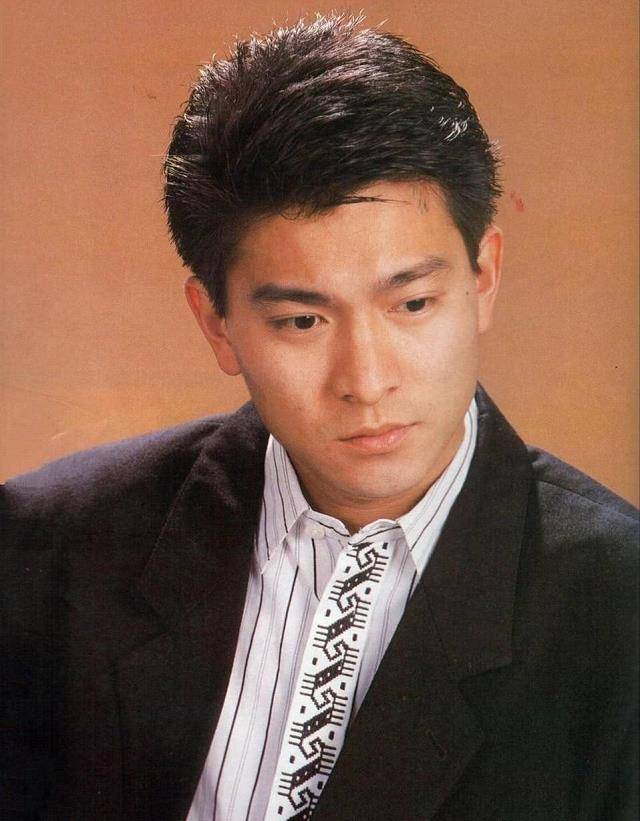 原创她倾家荡产追刘德华父亲跳海自尽15年过去住廉租房无人敢娶