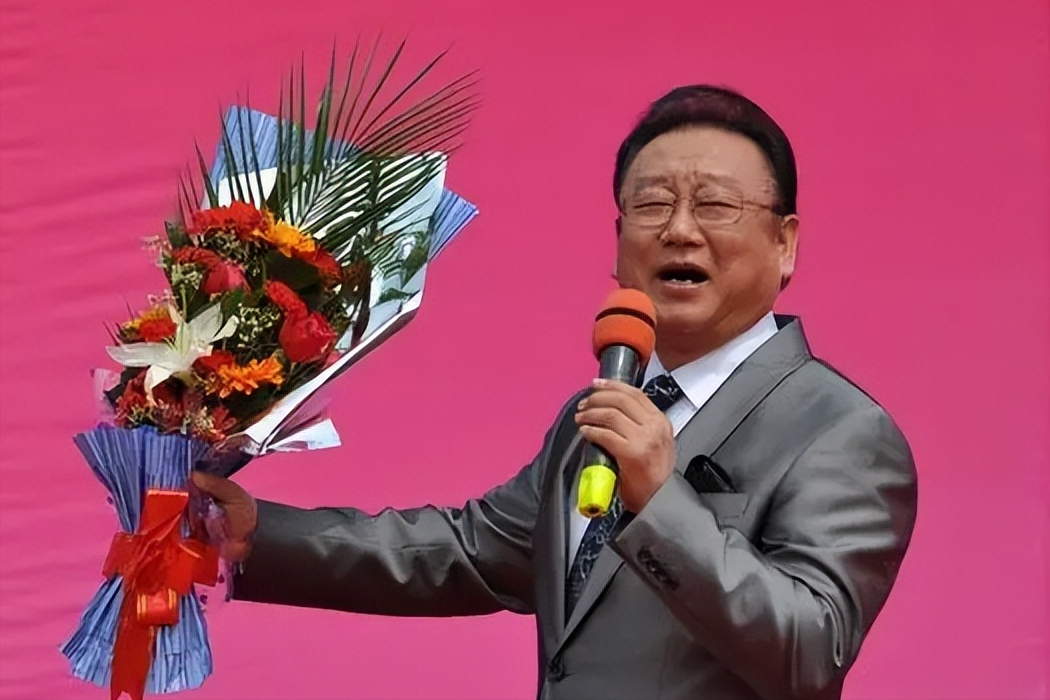 有人蜗居县城,有人大病初愈,有人被唾弃_陈志朋_生活_刘金