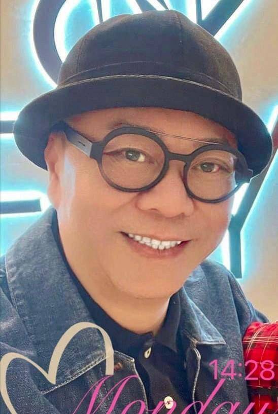 原创老戏骨欧阳震华婚后丁克25年与何鸿燊孙女相守一生