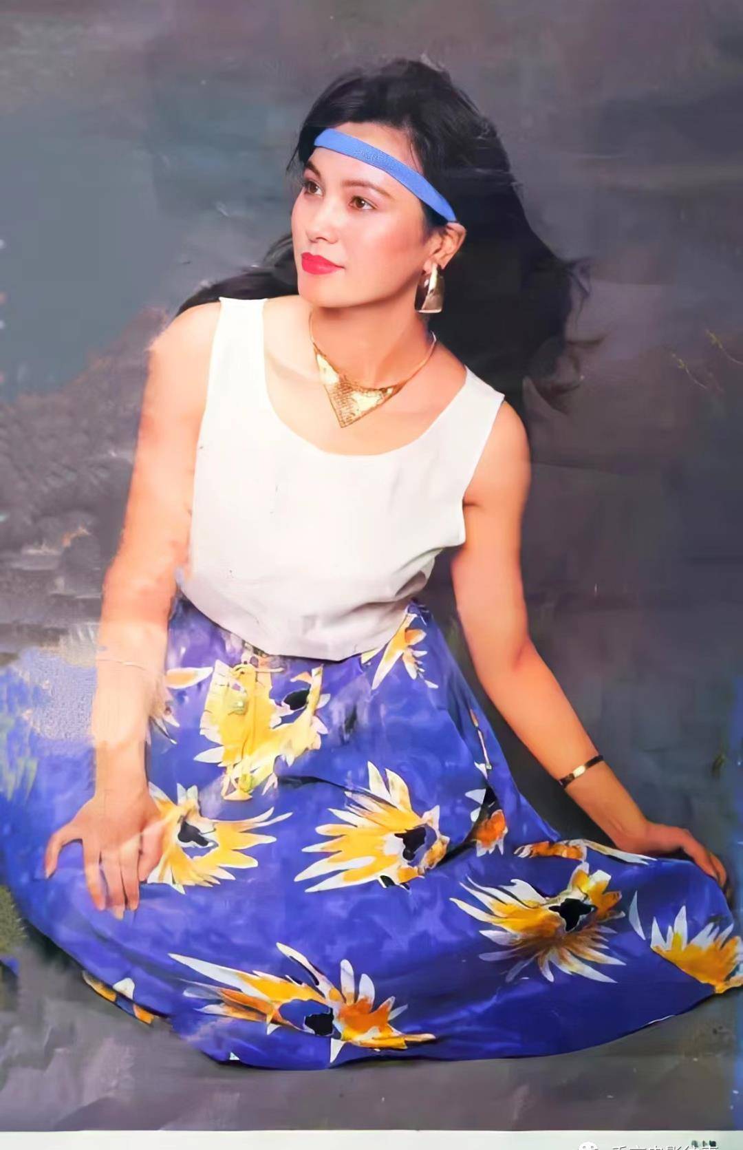 1989年《影画》挂历,刘晓庆封面,内有宋佳,林芳兵,谭小燕等