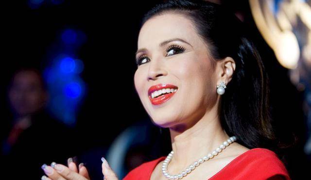 混血的百灵公主长相绝美,27岁也嫁了美国人_普罗_乌汶叨_女儿