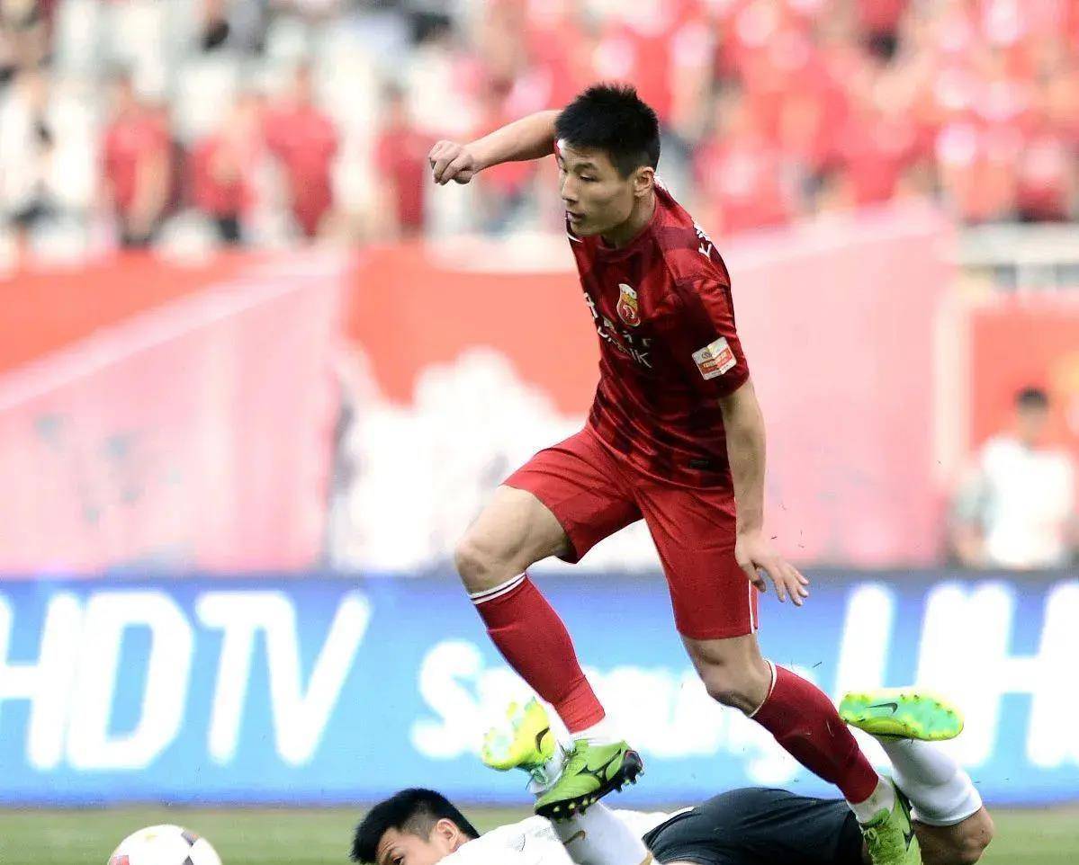 其实武磊是国足最优秀的球员之一_的能力_前锋_身价