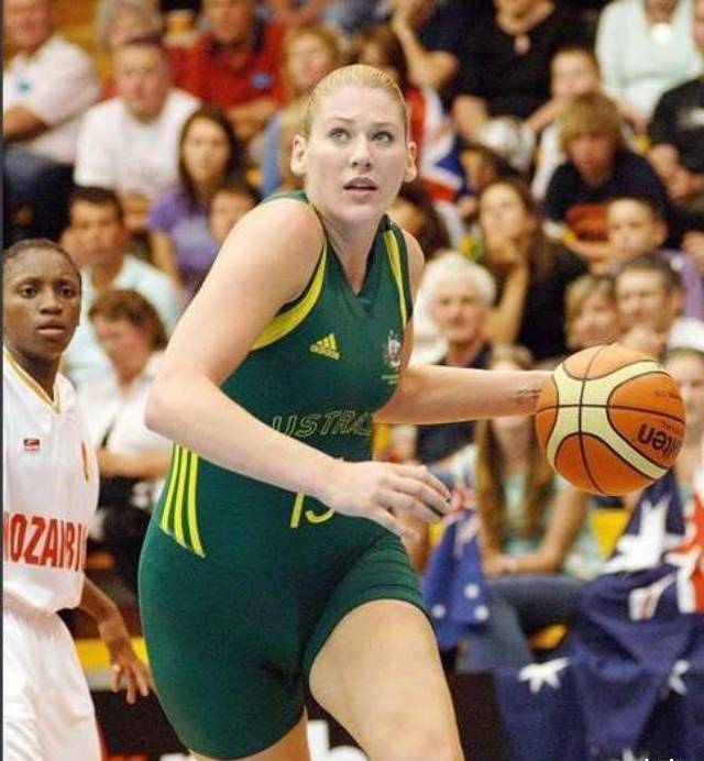 澳大利亚女篮队长劳伦图片