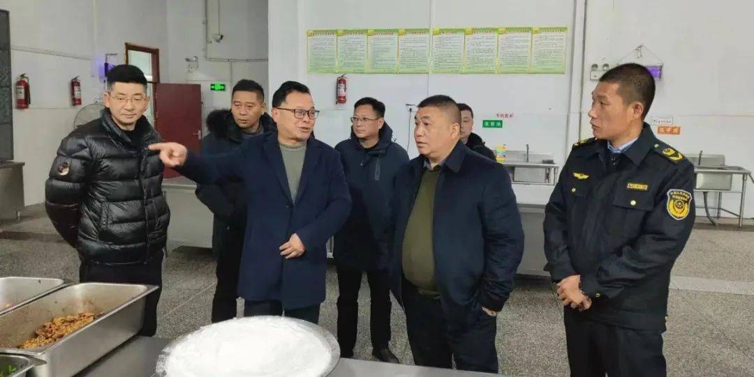 崇阳市场监管局做实三联四责五制全力保障春季校园食品安全