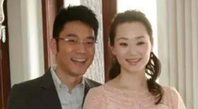 一夜爆红,睡25元床铺,转行做厨师一碗藕汤700万_林依轮_黄琏_成功