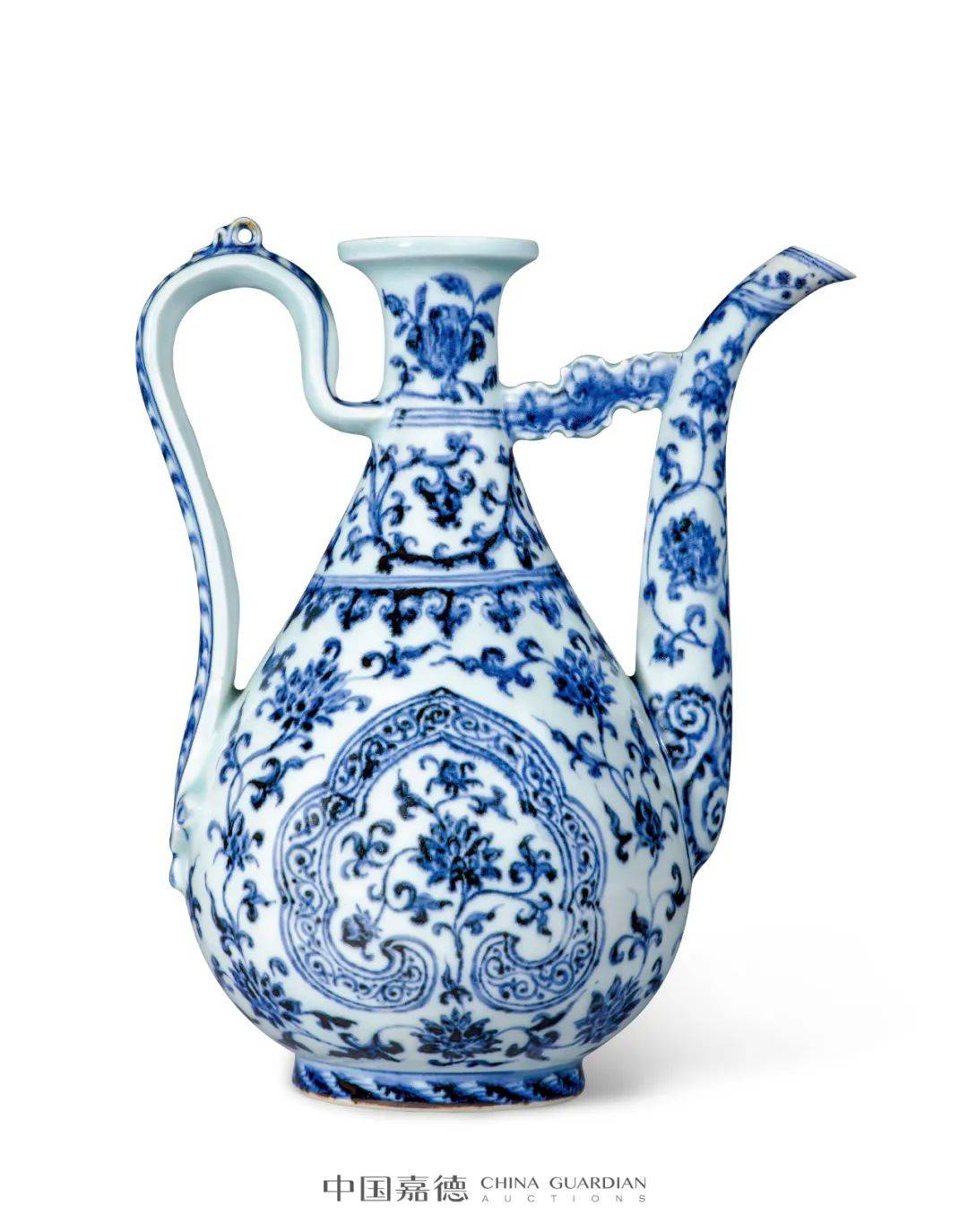 明永乐瓷器成交价格:青花如意开光缠枝莲纹执壶
