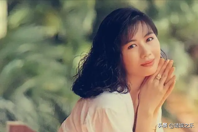 54岁港姐杨宝玲,三度嫁初恋终觅幸福_婚姻_陈容森_黄延年