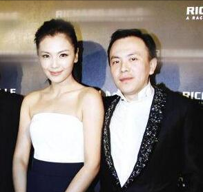 嫁入"假豪门"男子破产,欠下4亿巨债的刘涛竟然又谈"恋爱"_生活_策划