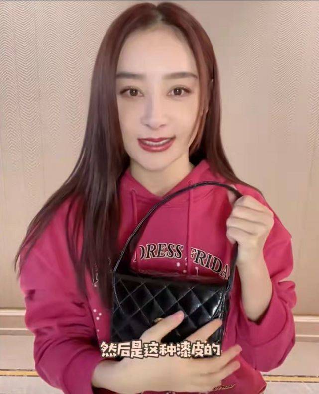 袁姗姗近照大变样,被质疑整了鼻子撞脸女子,网友齐呼认不出_留言_镜头