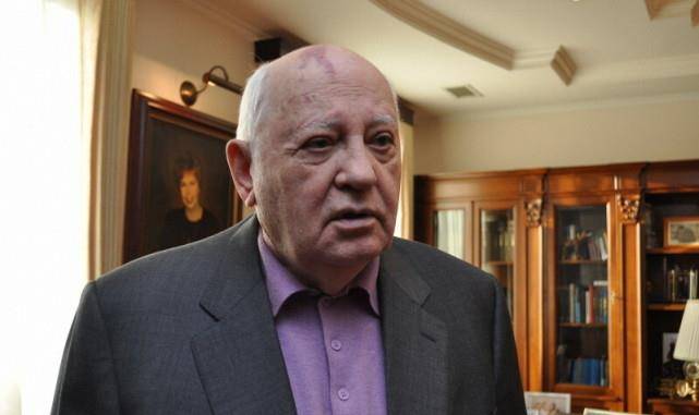 前苏联总统戈尔巴乔夫去世引发对其究竟是和平缔造者还是社会主义破坏