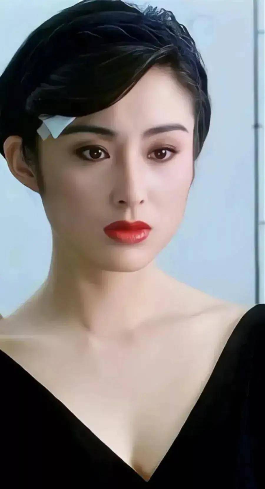 《张敏》:香港女神的多彩人生