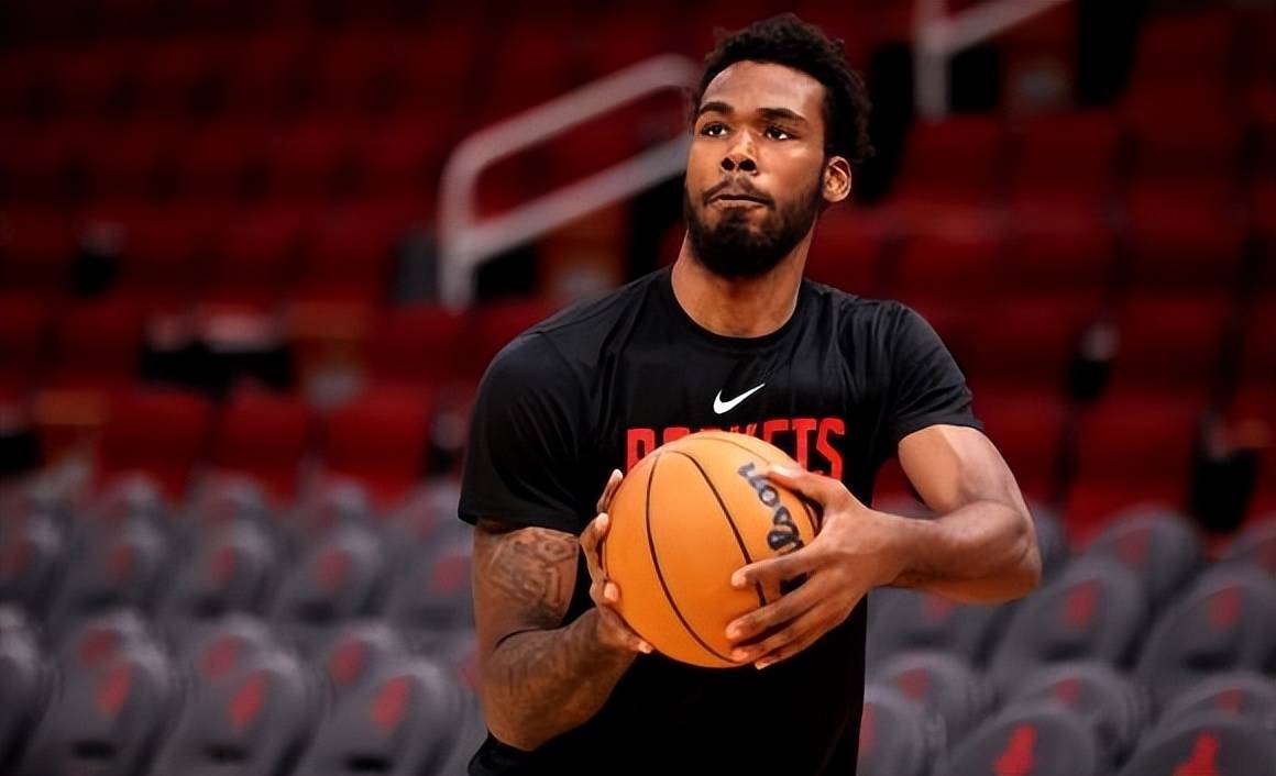 火箭大胜后遭重击,休城核心或成又一个悲剧天才_伊森_比赛_防守