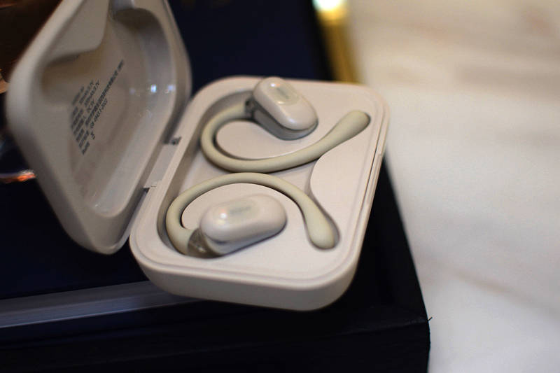 打造舒适音乐享受的终极选择西圣air耳机实测