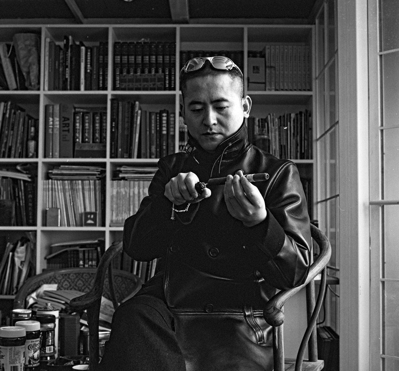 61亿,网友:冷军都望尘莫及_曾梵志_刘德华_画作