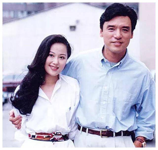 男星被前妻坑家产败光抚养6个不相干孩子遭遇惨淡命运