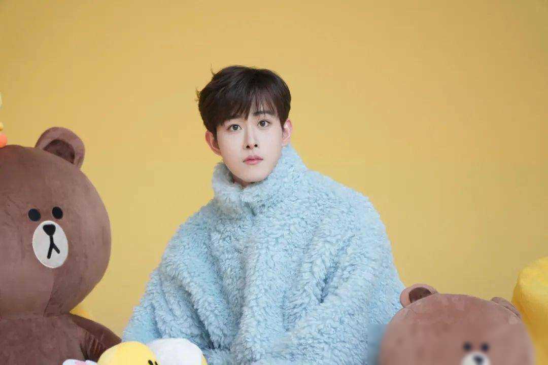 原创宋轶甩了白敬亭袁冰妍话剧瓜金晨被女配掀桌papi酱违规