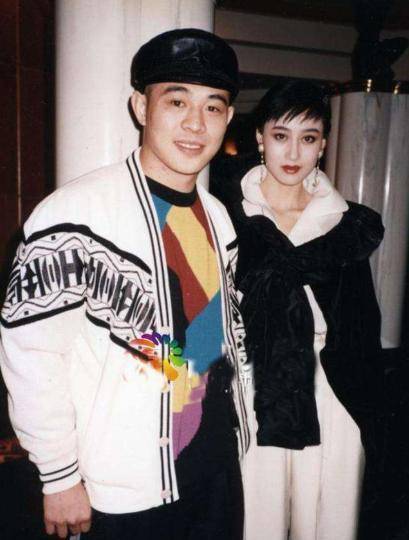 赌王为她痴迷,让李连杰抛妻弃子苦追10年,利智果然不简单_时候_父亲