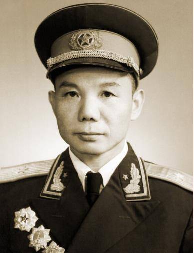 陈明_李文_兵团