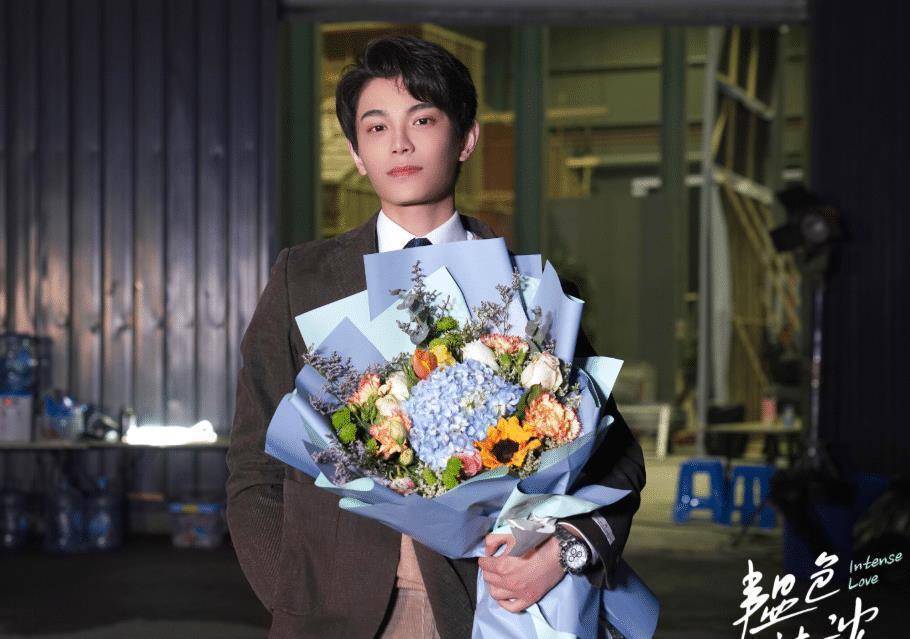 原创芒果台又一甜宠剧来袭演员阵容堪称豪华光看剧照坐不住