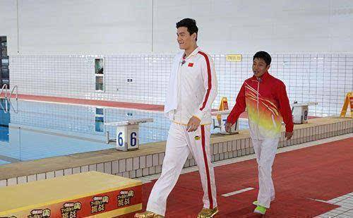 撒贝宁被运动员玩坏了!