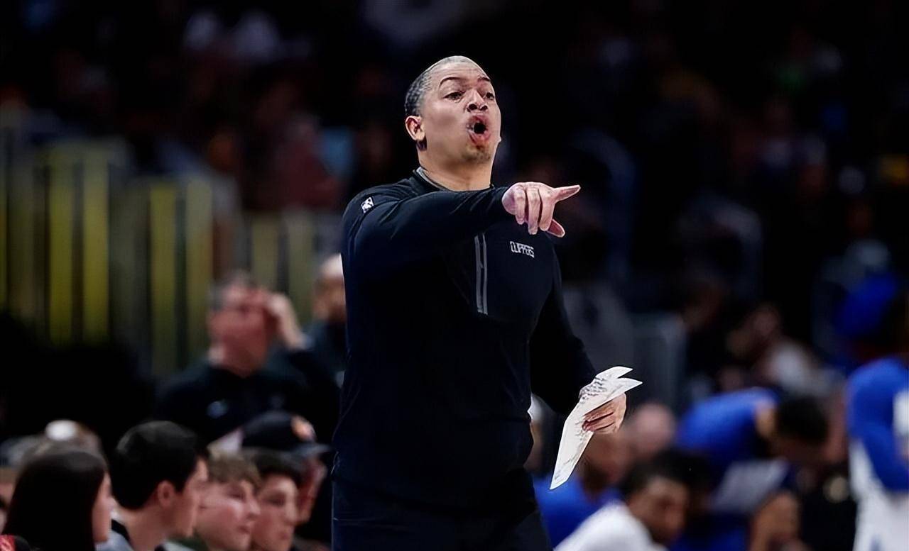 快船队将在下一个赛季搬迁至英格尔伍德的新球馆,这是一个重大的变化.