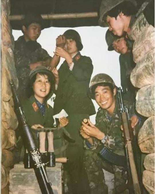 猫耳洞巡诊,战士不让看烂裆,当妈的王晓华:我是你